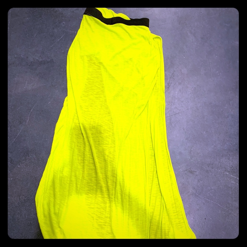 Used Blue Life Two Open Slit Green Skirt
